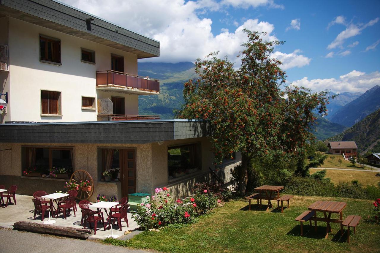 Les Sorbiers Hotel Montricher-le-Bochet Exterior foto
